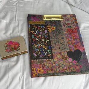 Natural Life clipboard/notebook folder&post its